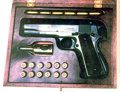 Singer 1911A1 Singer 1911A1