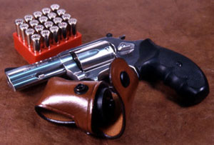 S&W M60 and Bianchi Agent Slim Speedloader Pouch S&W M60 and Bianchi Agent Slim Speedloader Pouch